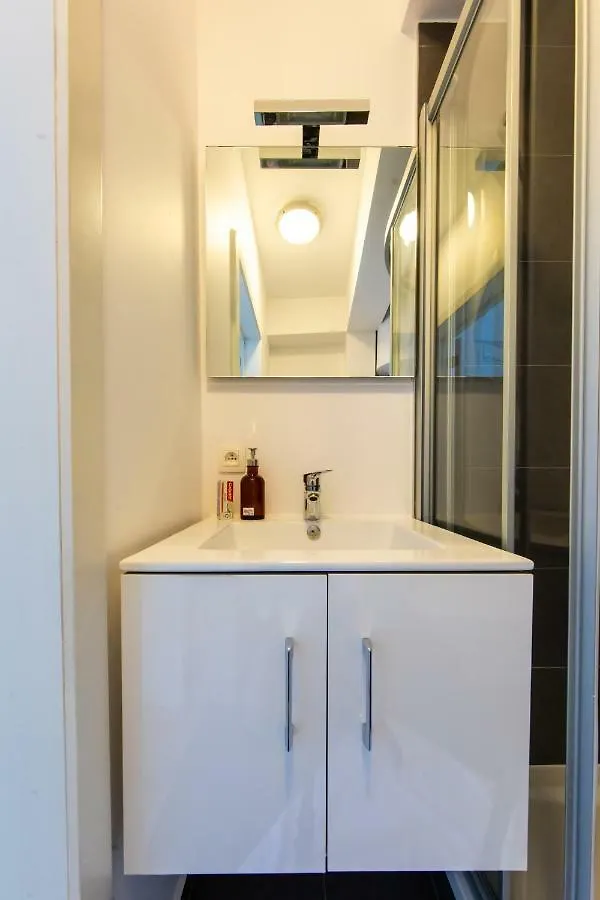 Flat In The Heart Of Antwerp Centrum